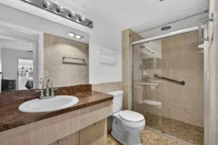 361 Wellington J, West Palm Beach, FL 33417 - Photo 19