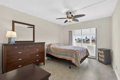 361 Wellington J, West Palm Beach, FL 33417 - Photo 15