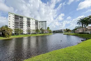 2334 S Cypress Bend Dr, Pompano Beach, FL 33069 - Photo 35