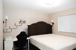 2334 S Cypress Bend Dr, Pompano Beach, FL 33069 - Photo 29