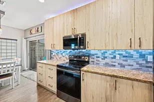 6817 Coral Reef St, Lake Worth, FL 33467 - Photo 15