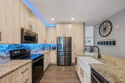 6817 Coral Reef Street, Lake Worth, FL 33467 - Photo 13