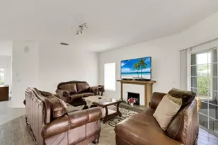 7334 Pine Creek Way, Port Saint Lucie, FL 34986 - Photo 5