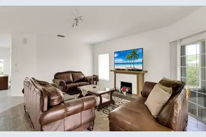 7334 Pine Creek Way, Port Saint Lucie, FL 34986 - Photo 5