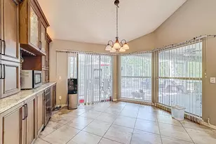 1099 Greystone Ln, Sarasota, FL 34232 - Photo 19