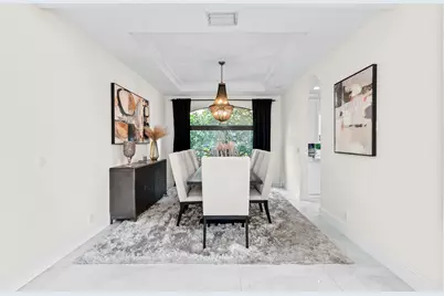 647 Edgebrook Lane, Royal Palm Beach, FL 33411 - Photo 21