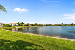 647 Edgebrook Ln, Royal Palm Beach, FL 33411 - Photo 61