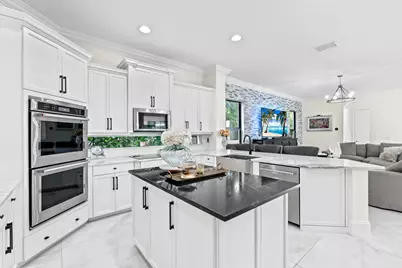 647 Edgebrook Lane, Royal Palm Beach, FL 33411 - Photo 15