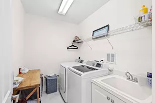 647 Edgebrook Ln, Royal Palm Beach, FL 33411 - Photo 47