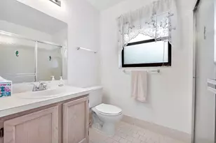 9561 N Orchard Cir, Davie, FL 33328 - Photo 33