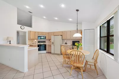 9561 N Orchard Circle, Davie, FL 33328 - Photo 23