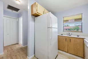 506 Glenwood Dr, West Palm Beach, FL 33415 - Photo 7