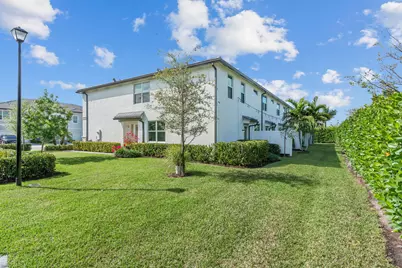 2906 Olivia Avenue, Lauderdale Lakes, FL 33311 - Photo 5