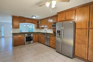 1917 NE 3rd St, Deerfield Beach, FL 33441 - Photo 21