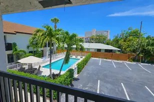 1917 NE 3rd St, Deerfield Beach, FL 33441 - Photo 17