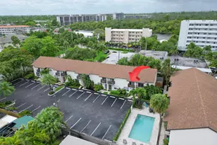 1917 NE 3rd St, Deerfield Beach, FL 33441 - Photo 3