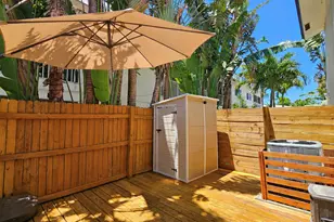 1917 NE 3rd St, Deerfield Beach, FL 33441 - Photo 27
