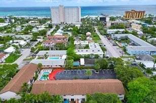 1917 NE 3rd St, Deerfield Beach, FL 33441 - Photo 23