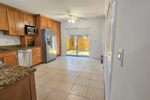 1917 NE 3rd St, Deerfield Beach, FL 33441 - Photo 9