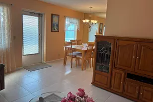 115 Camden E, West Palm Beach, FL 33417 - Photo 11