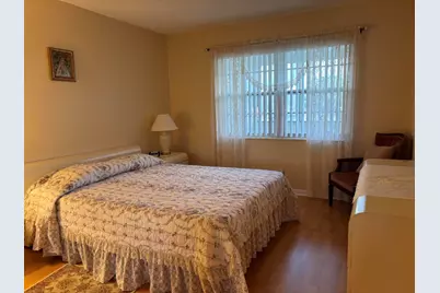 115 Camden E, West Palm Beach, FL 33417 - Photo 5