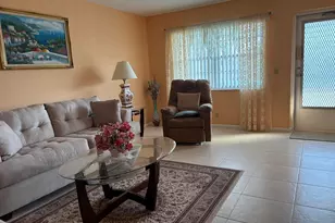 115 Camden E, West Palm Beach, FL 33417 - Photo 15