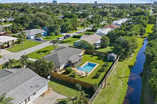 372 Franklin Rd, Jupiter, FL 33469 - Photo 5