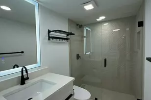 4483 Luxemburg Ct, Lake Worth, FL 33467 - Photo 11