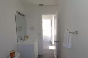 9040 NW 26th Pl, Sunrise, FL 33322 - Photo 25