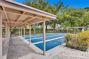 7680 NW 1st St, Margate, FL 33063 - Photo 25