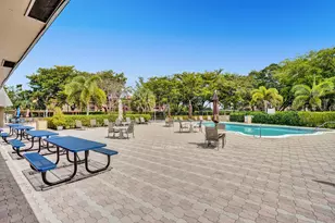 7680 NW 1st St, Margate, FL 33063 - Photo 23