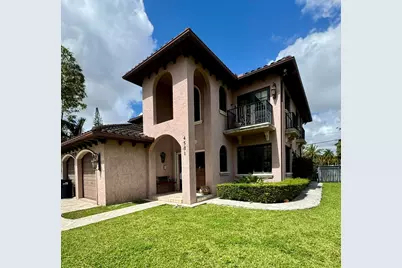 4501 SW 10th Street, Miami, FL 33134 - Photo 3
