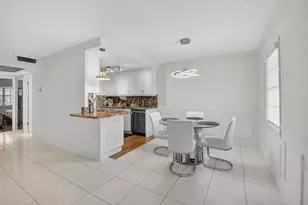 3085 E Exeter E, Boca Raton, FL 33434 - Photo 11
