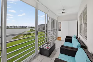 3085 E Exeter E, Boca Raton, FL 33434 - Photo 5