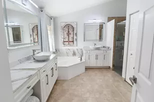 5671 S Fountains Dr S, Lake Worth, FL 33467 - Photo 13