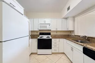 3020 NE 32nd Ave, Fort Lauderdale, FL 33308 - Photo 3