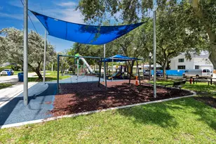 805 SE 10th St, Fort Lauderdale, FL 33316 - Photo 11