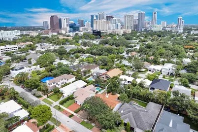 805 SE 10th Street, Fort Lauderdale, FL 33316 - Photo 15