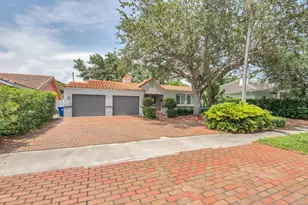 805 SE 10th St, Fort Lauderdale, FL 33316 - Photo 3