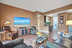 2617 NE 14th Ave, Wilton Manors, FL 33334 - Photo 7