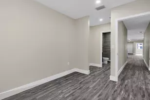 2451 NW 21st St, Fort Lauderdale, FL 33311 - Photo 13