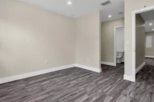 2451 NW 21st St, Fort Lauderdale, FL 33311 - Photo 21