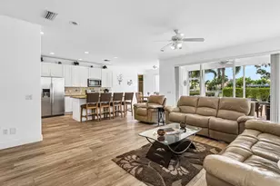 8394 Zanzibar Ln, Wellington, FL 33414 - Photo 13