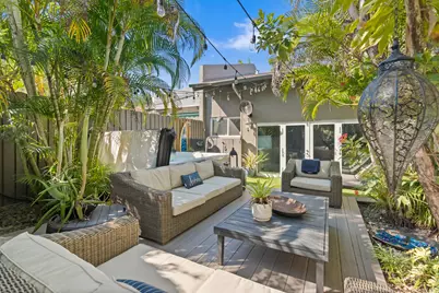 228 NE 16th Terrace, Fort Lauderdale, FL 33301 - Photo 1