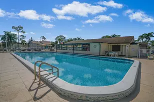 338 Knotty Pine Cir, Greenacres, FL 33463 - Photo 19