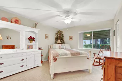 338 Knotty Pine Circle #D1, Greenacres, FL 33463 - Photo 11