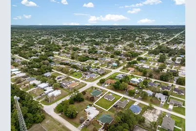 8275 105th Court, Vero Beach, FL 32967 - Photo 9