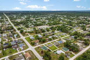 8275 105th Ct, Vero Beach, FL 32967 - Photo 7