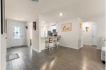 8275 105th Court, Vero Beach, FL 32967 - Photo 3