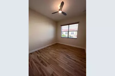 1746 NW 124th Way, Pembroke Pines, FL 33028 - Photo 7